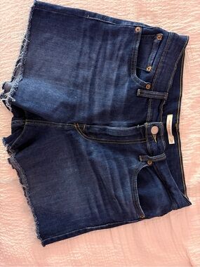 Levi’s High Rise Dark Blue Jeans - Women